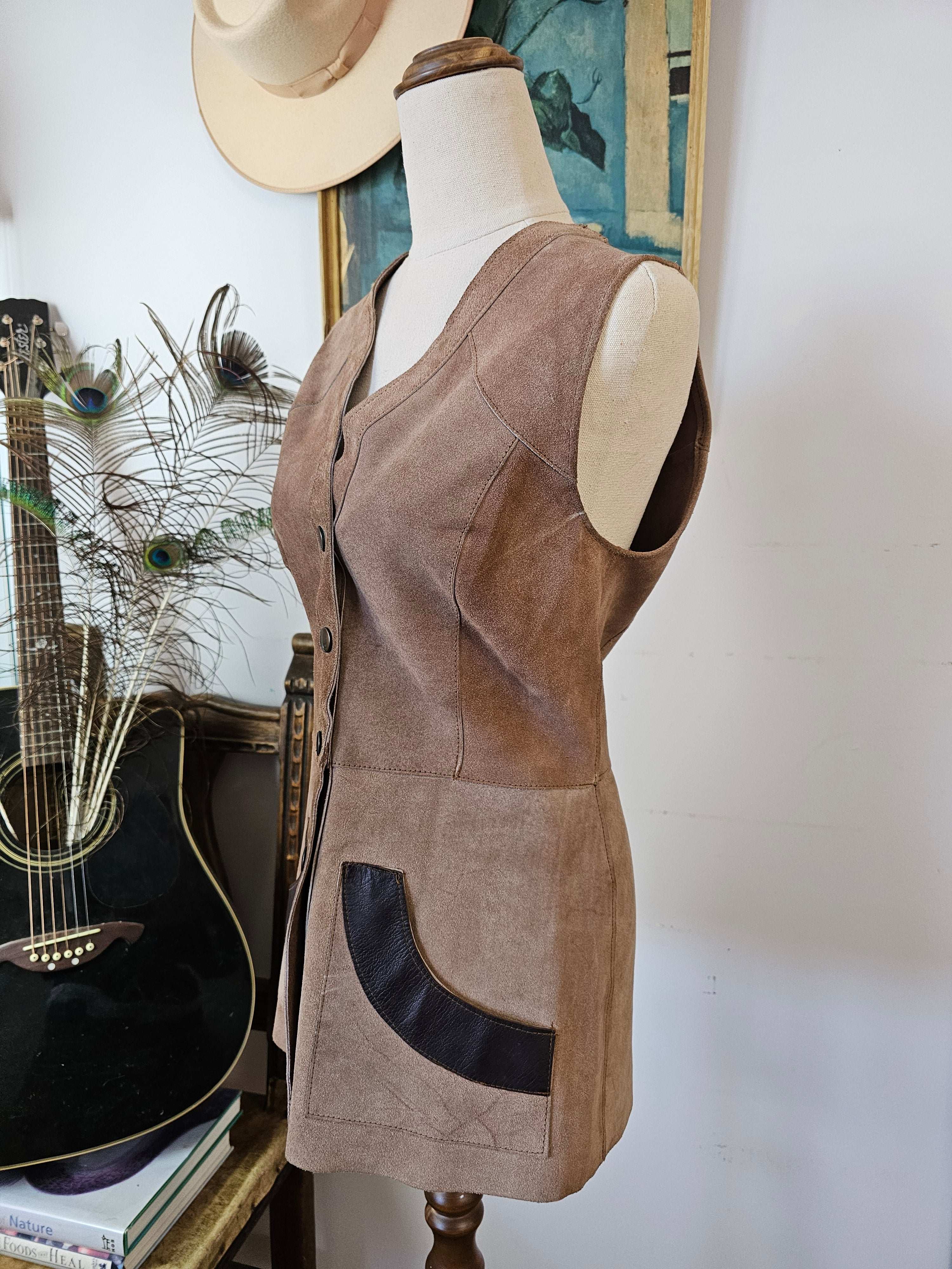 Vintage Two-Tone Suede Vest – Western Folk Classic