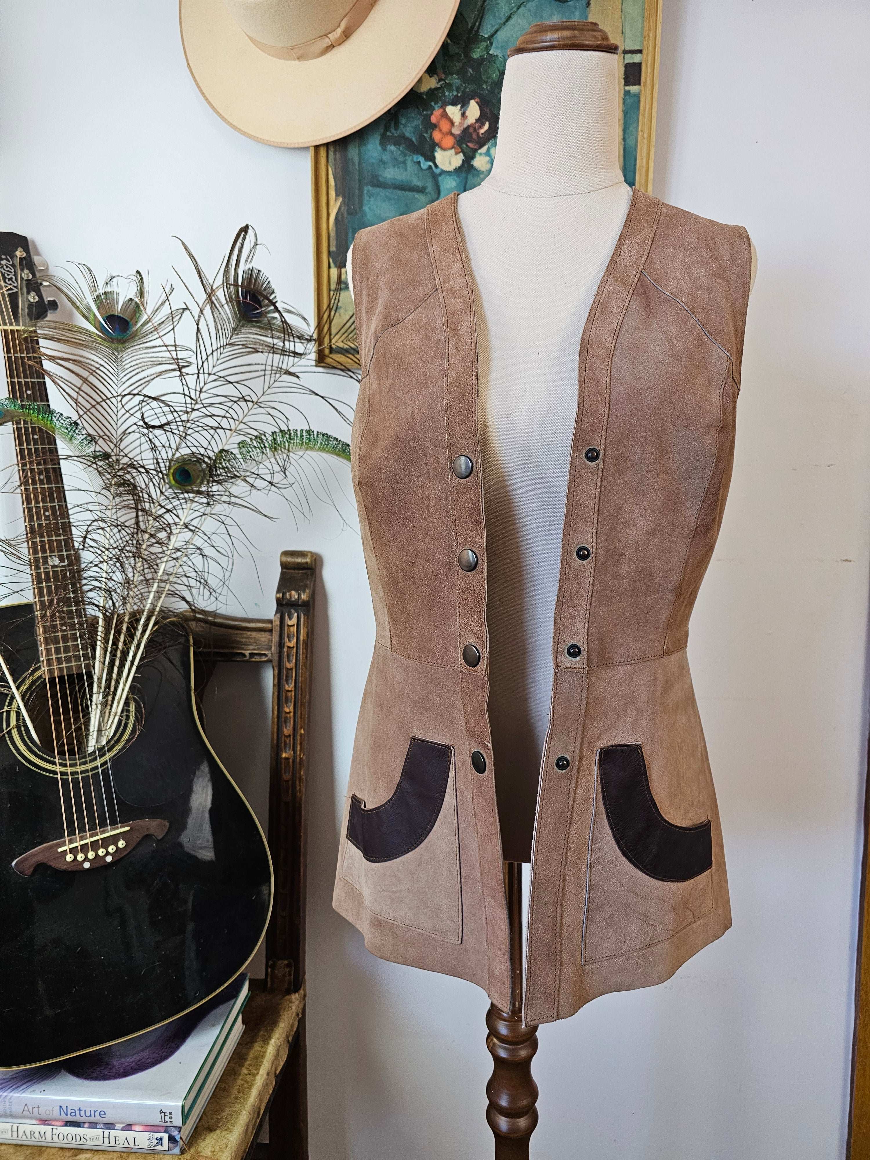 Vintage Two-Tone Suede Vest – Western Folk Classic