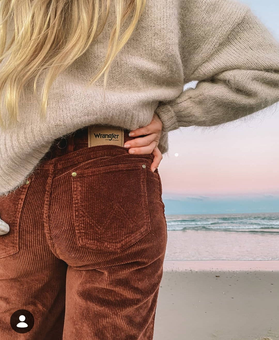 Wrangler Hi Bells – Chocolate Brown Corduroy – Sizes 8, 10 & 14