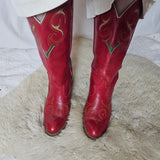 DINGO BOOTS size 6M or close to 7