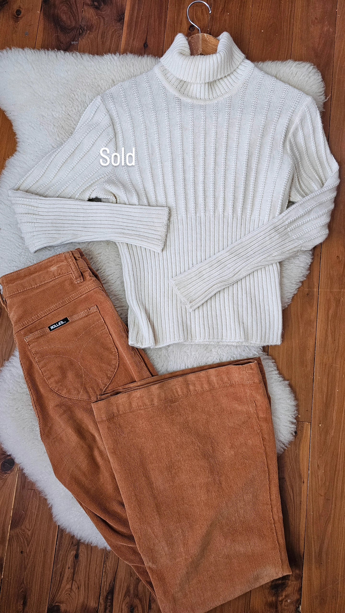 Vintage Jumpers, Sweaters & Knits – Cozy Boho Layers