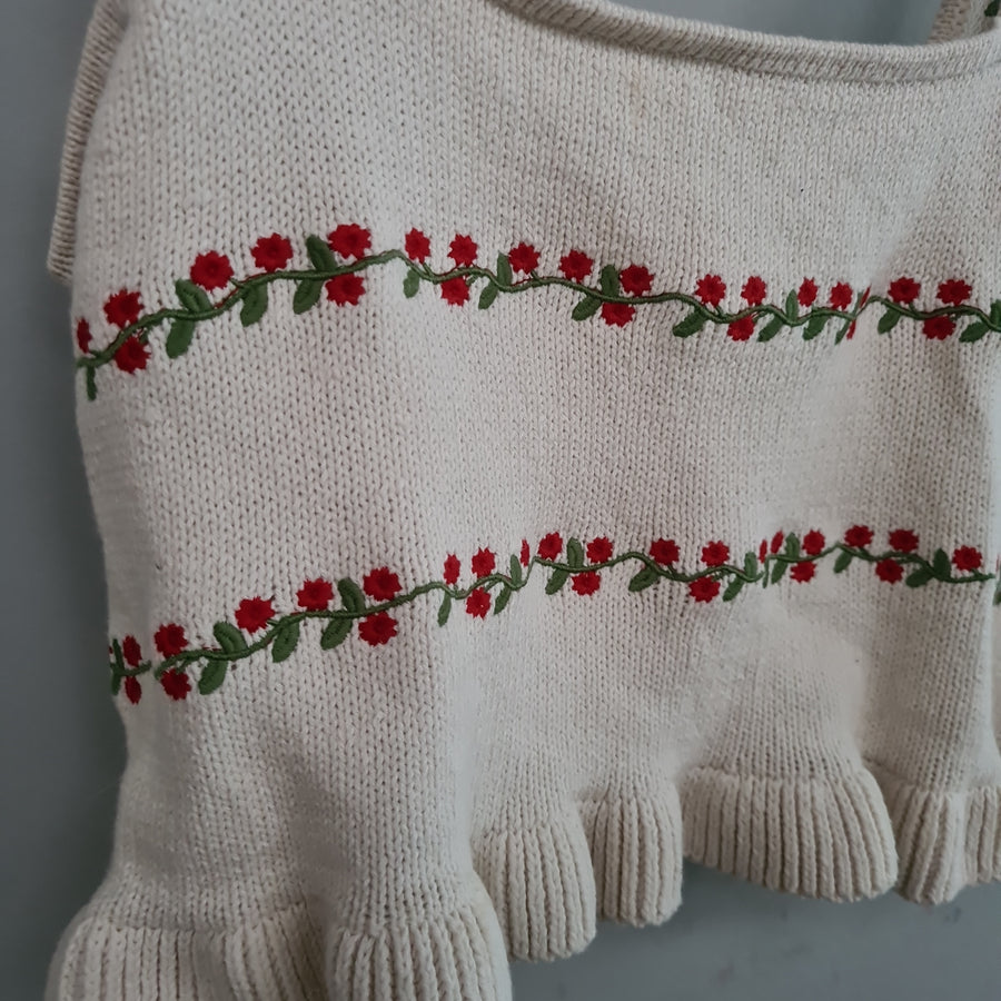 Vintage embroidered crop top size L