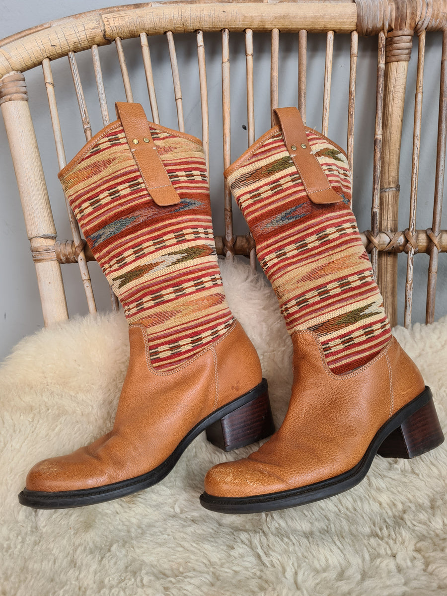 EA Flexo Leather Aztec Boots 6/7 50% OFF AUTO APPLIED IN CART