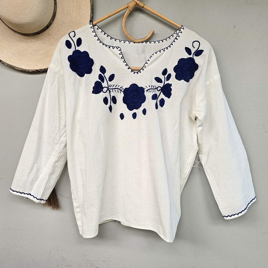 BLUE EMBROIDERED WHOTE COTTON BLOUSE