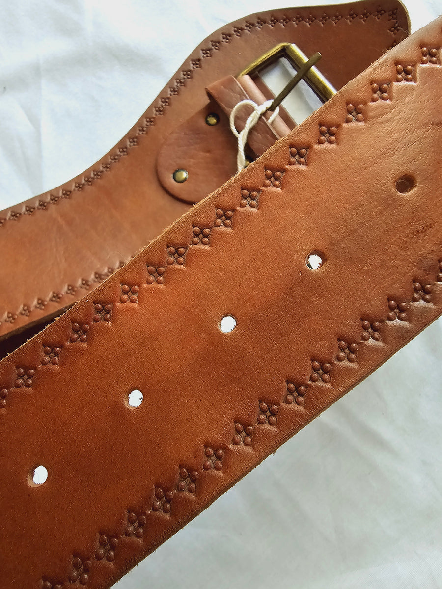 Babushka Wide Leather Belt