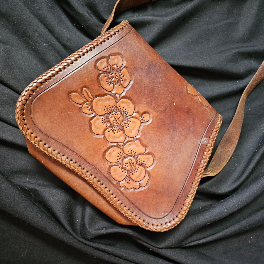 TOOLED FLORAL BAG 70S