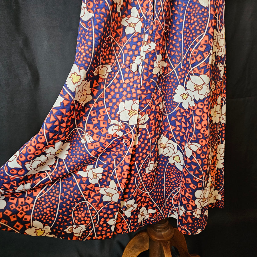 Vintage floral 70s dress size M