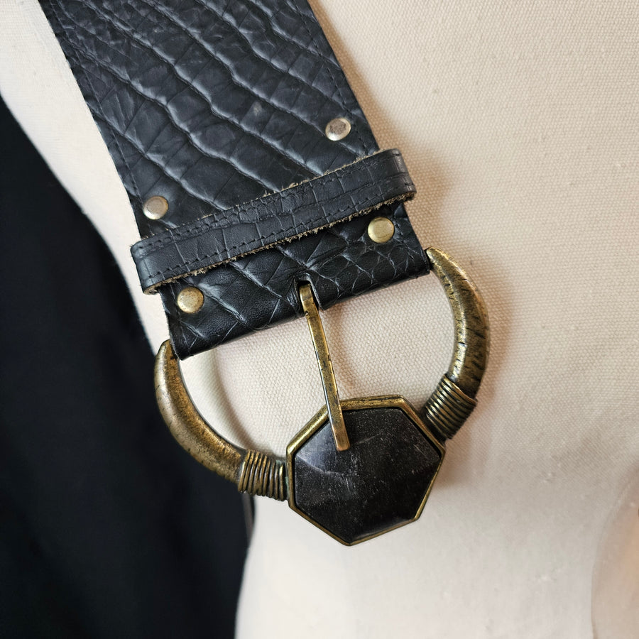 Vintage wide leather belt