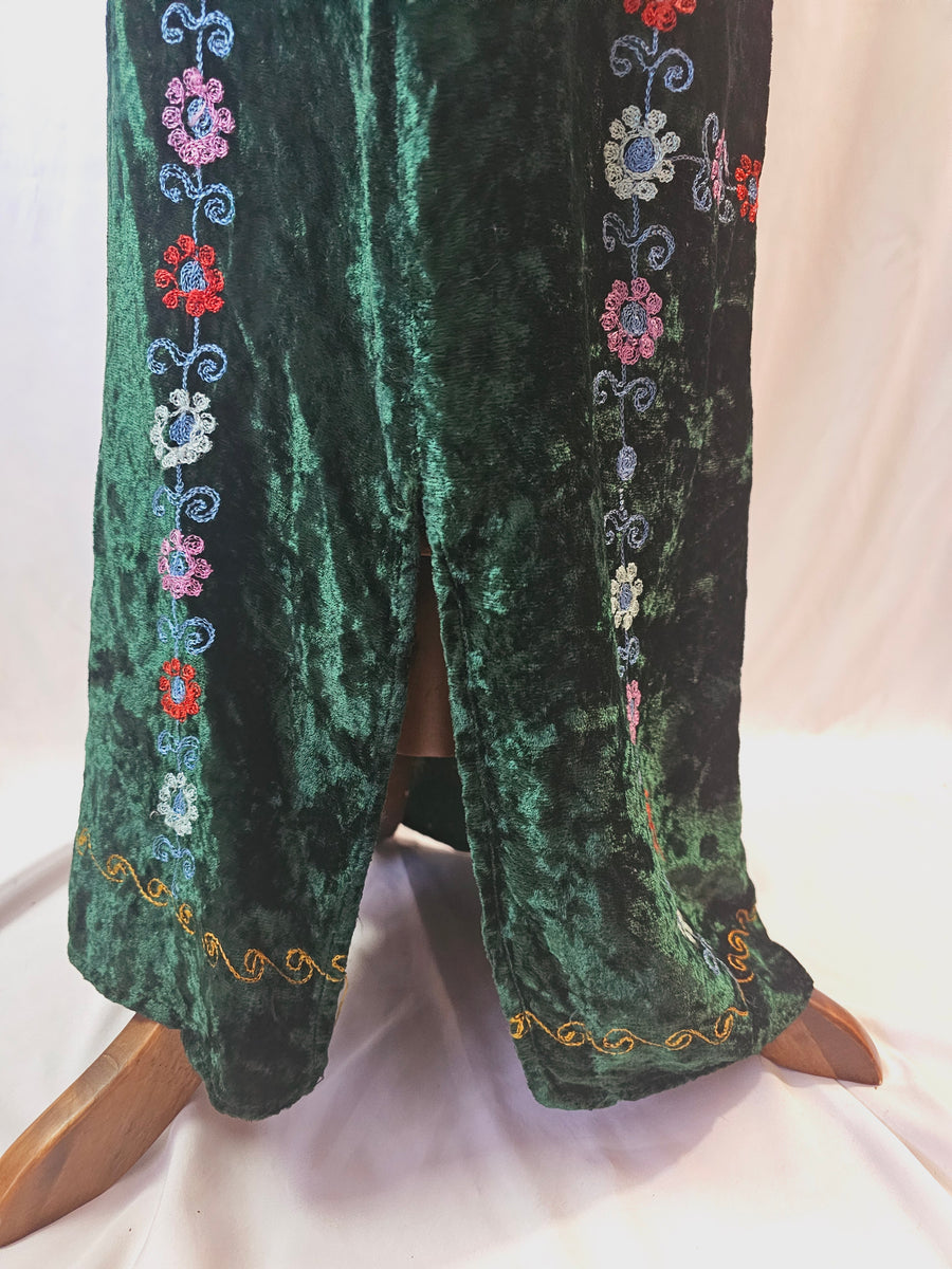 Vintage 70s Crushed Velvet Embroidered Maxi Dress Kaftan Boho 8/10