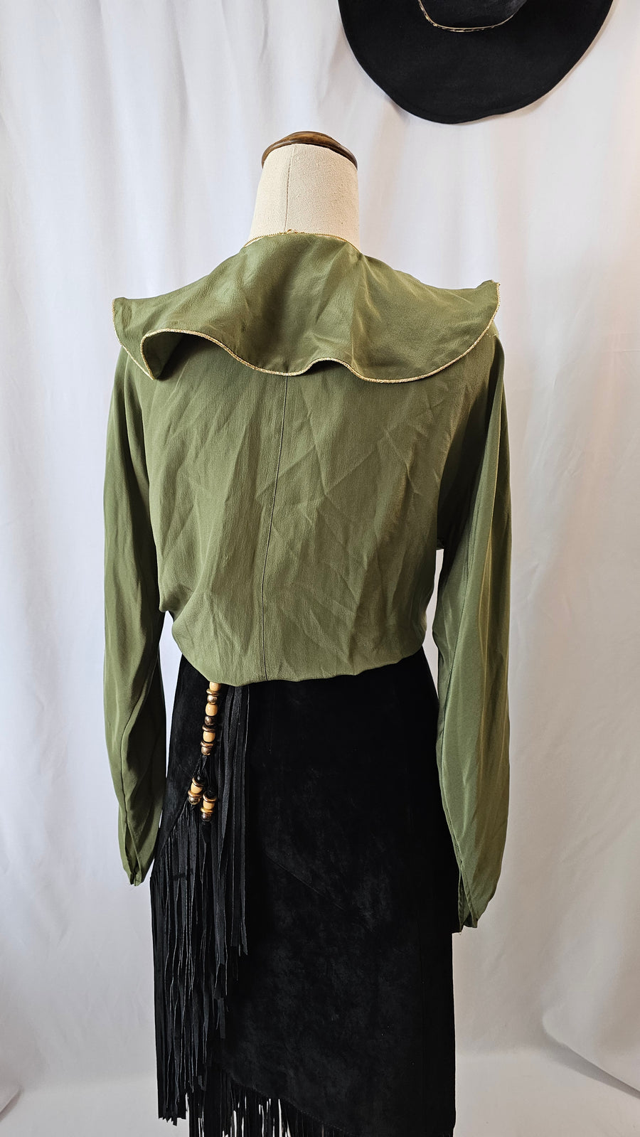 70s VINTAGE OLIVE GREEN SILK SHIRT