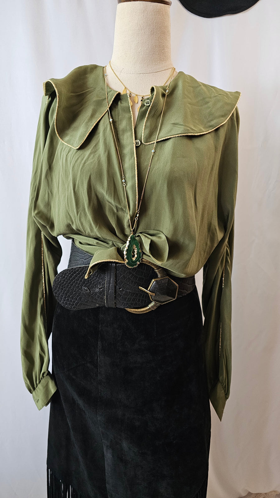 70s VINTAGE OLIVE GREEN SILK SHIRT