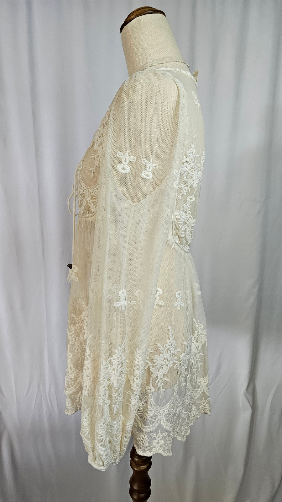 Spell Ophelia Off White Top
Spell & The Gypsy Collective XS