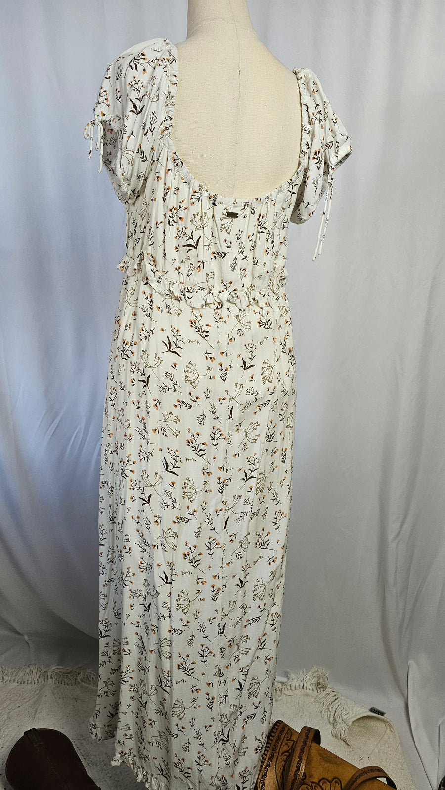 Saint Helena Maxi Dress in Size L - Fully Lined