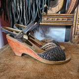 Vintage Ladies Woven Leather Wedge Shoes – Size 8.5B