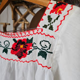 Vintage Mexican Embroidered Cotton Blouse – Size M/L