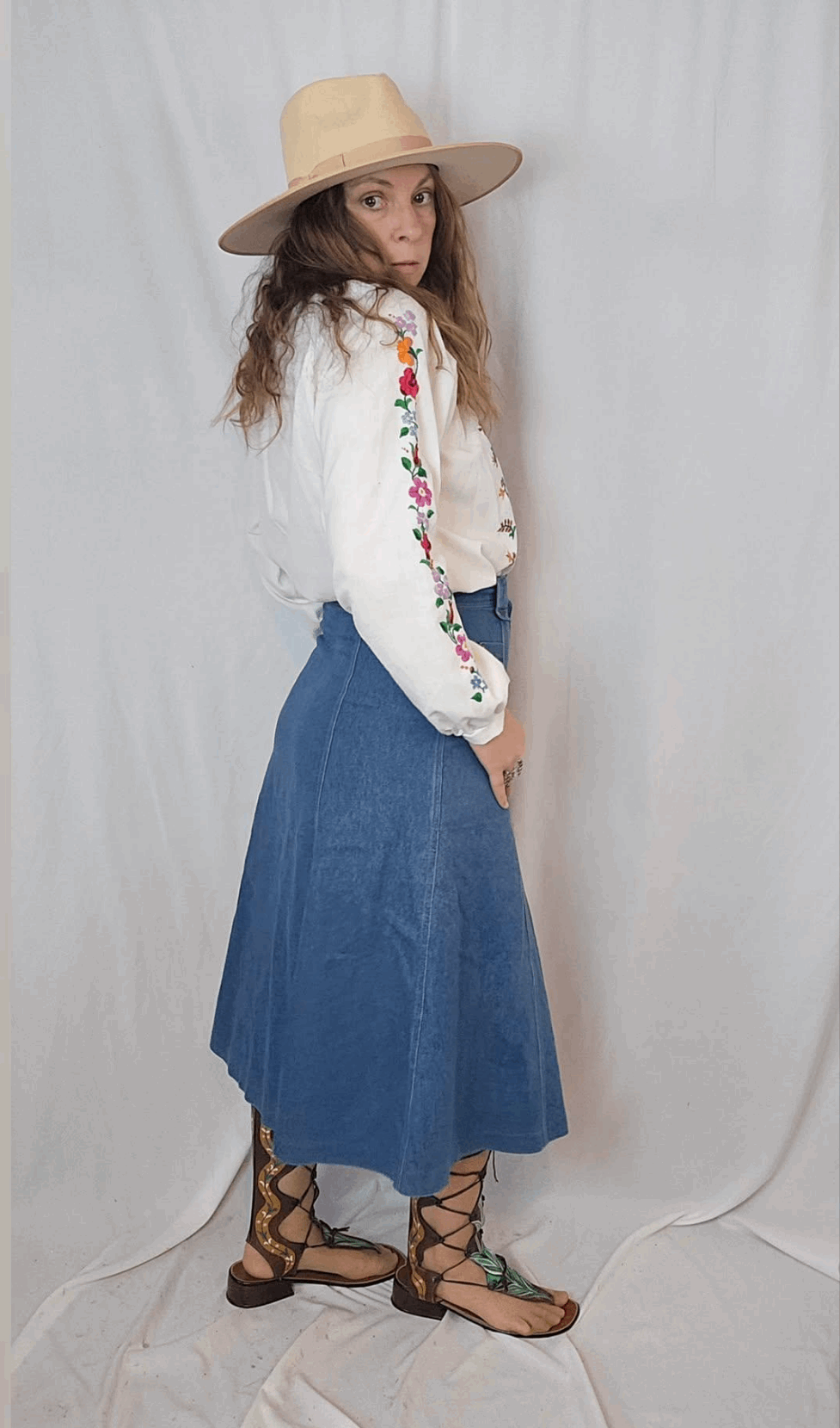 Vintage 1970s Handmade Embroidered Peasant Blouse | M/L
