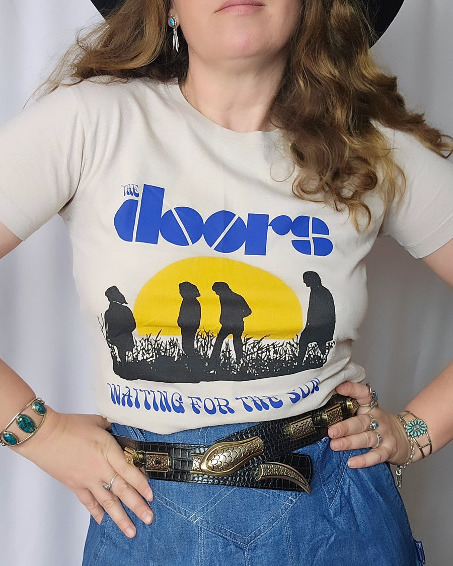 The Doors Waiting For The Sun T-Shirt Size XS