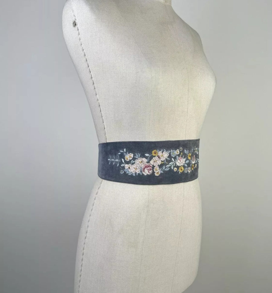 We Are Kindred Size S/M Belt Blue Grey Suede Embroidered Floral Wide Tie Fringe