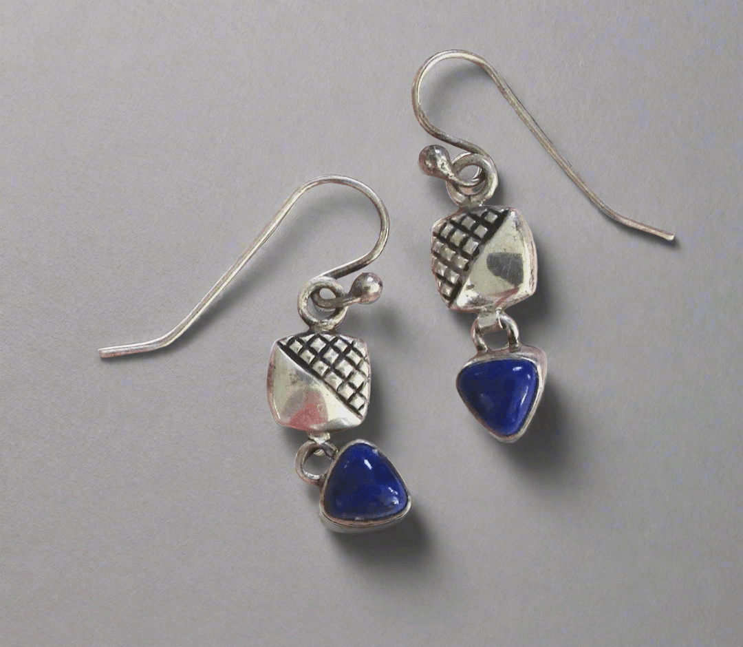 Vintage Lapis Lazuli & Silver Dangle Earrings – 20mm