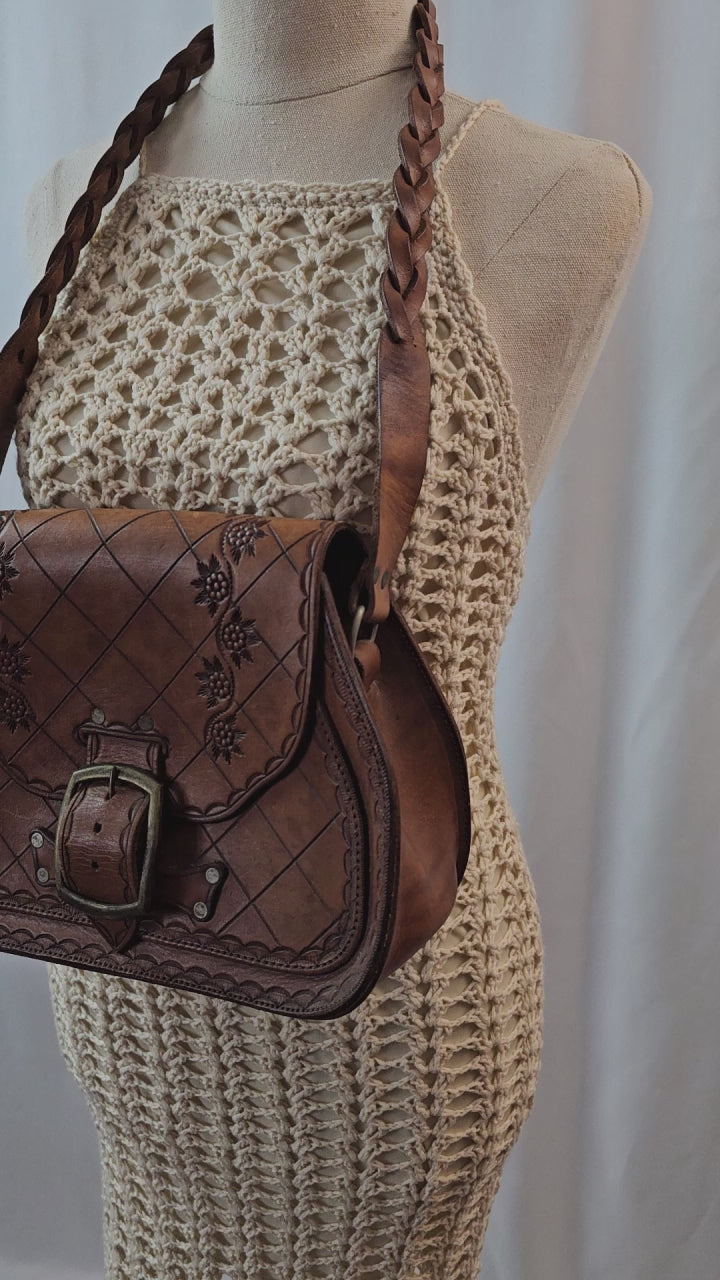 VINTAGE TOOLED LEATHER BAG