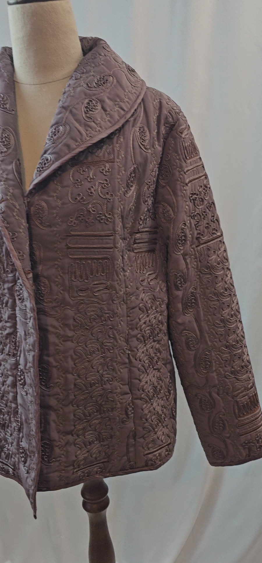 Cara Rossi embroidered meauve jacket large