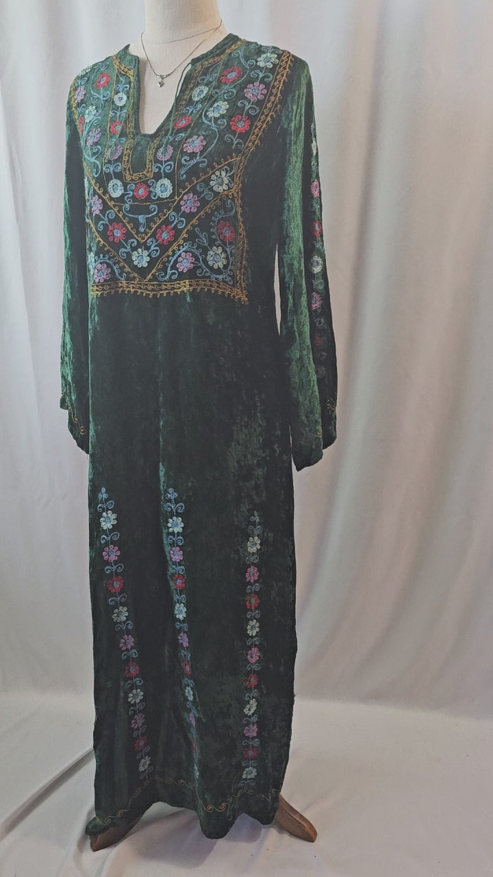 Vintage 70s Crushed Velvet Embroidered Maxi Dress Kaftan Boho 8/10