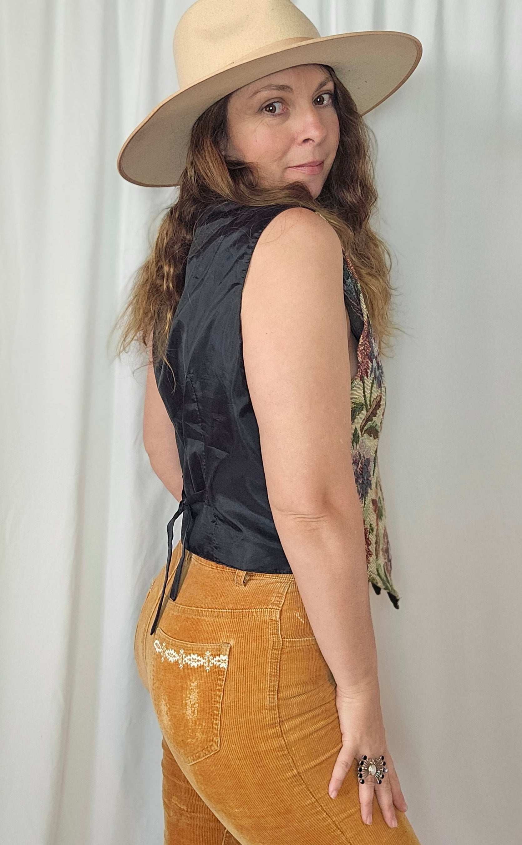 Vintage Tapestry Vest | Size L