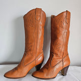 Vintage Tan Leather Western Boots – Size 6.5 (fits 6.5–7)
