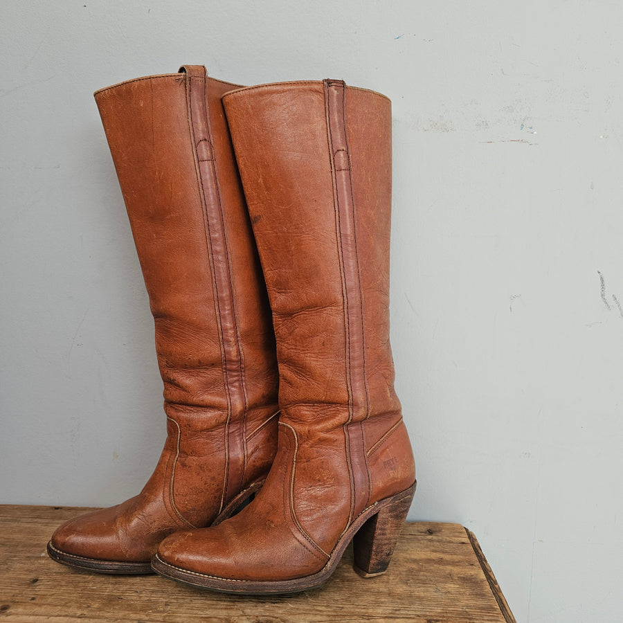 Vintage Brown Leather stacked Fry Boots Size 8B USA (also would fit 7, 7.5)