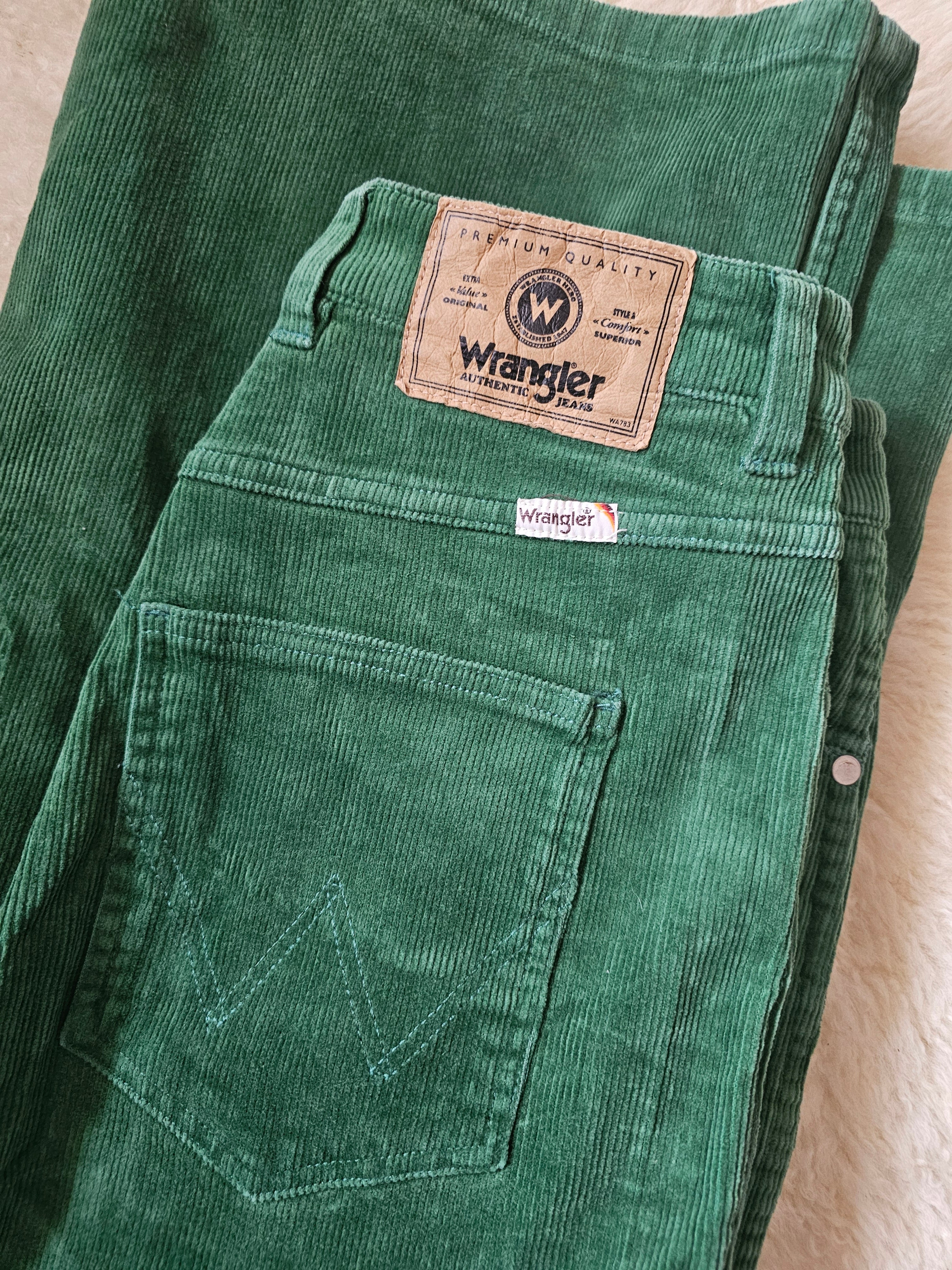 Wrangler Hi Bells Cord Flared Jeans – Basil Green SIZE 9