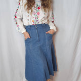 Vintage 1970s Handmade Embroidered Peasant Blouse | M/L