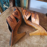 Vintage 70s Woven Leather Mule Sandals — Brown/Tan 23cm toe to heel