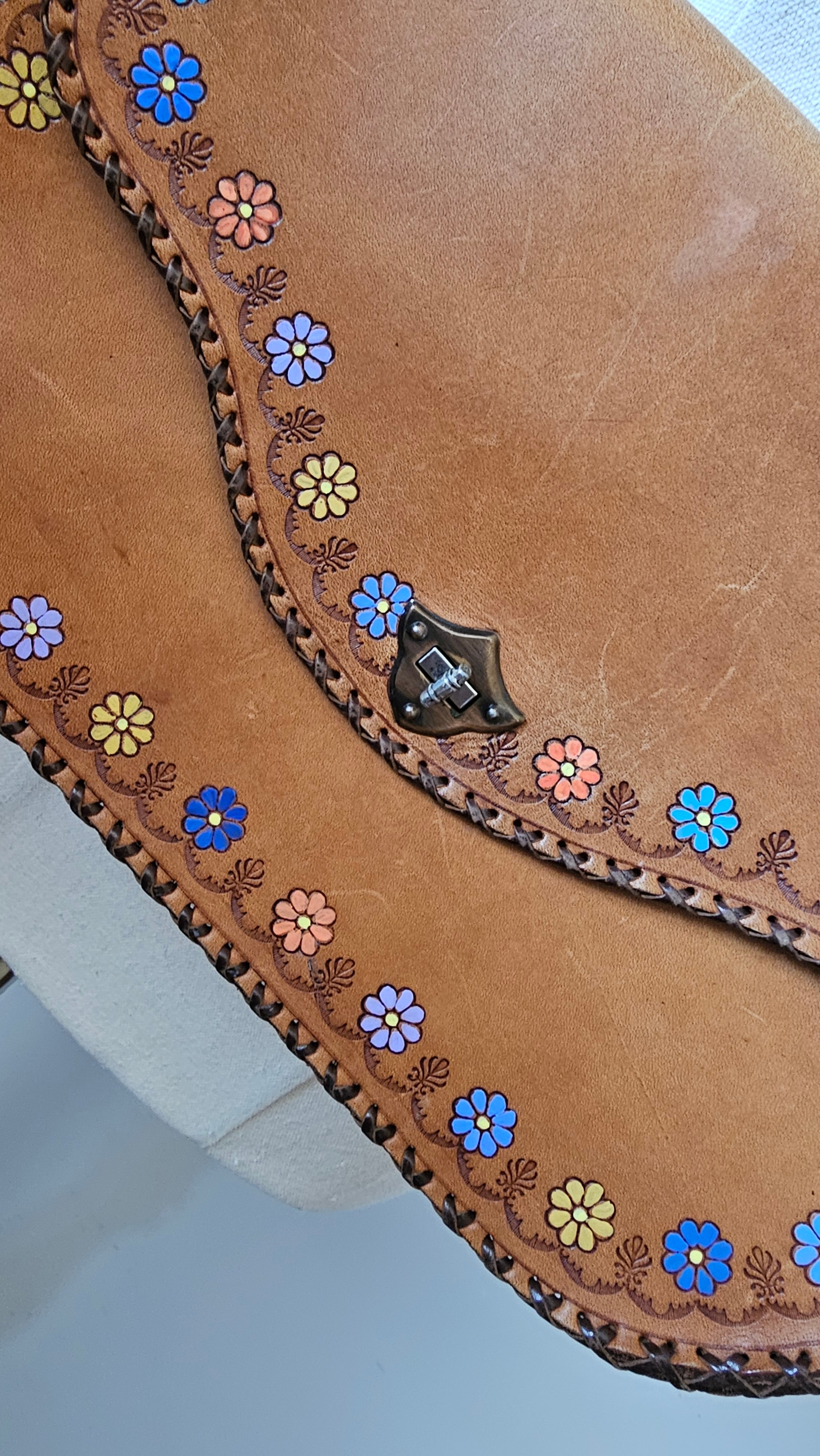 vintage hand painted tooled leather bag – floral detail