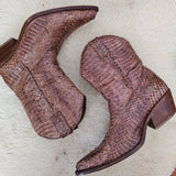 Kitsch Melbourne Genuine Snakeskin Cowboy Boots – Size 39