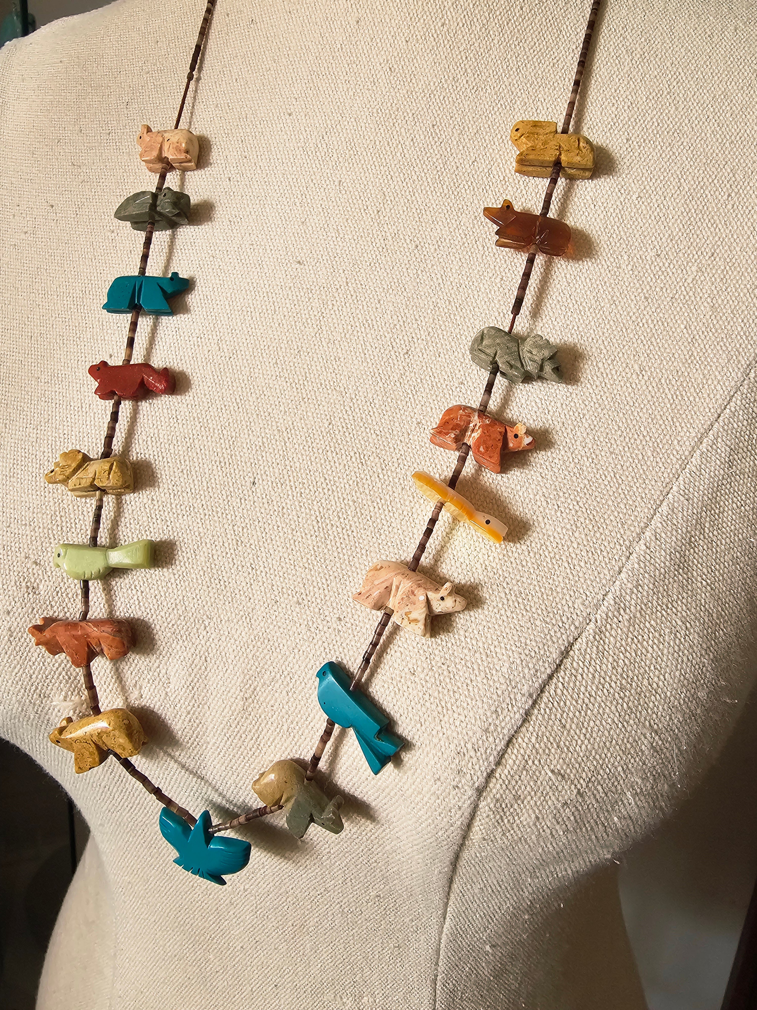 Zuni Fetish Animal Necklace – Hand-Carved Stone & Turquoise