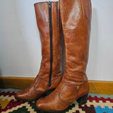 Vintage 70s Leather Knee-High Boots – Worn-In Tan | Size 6.5B