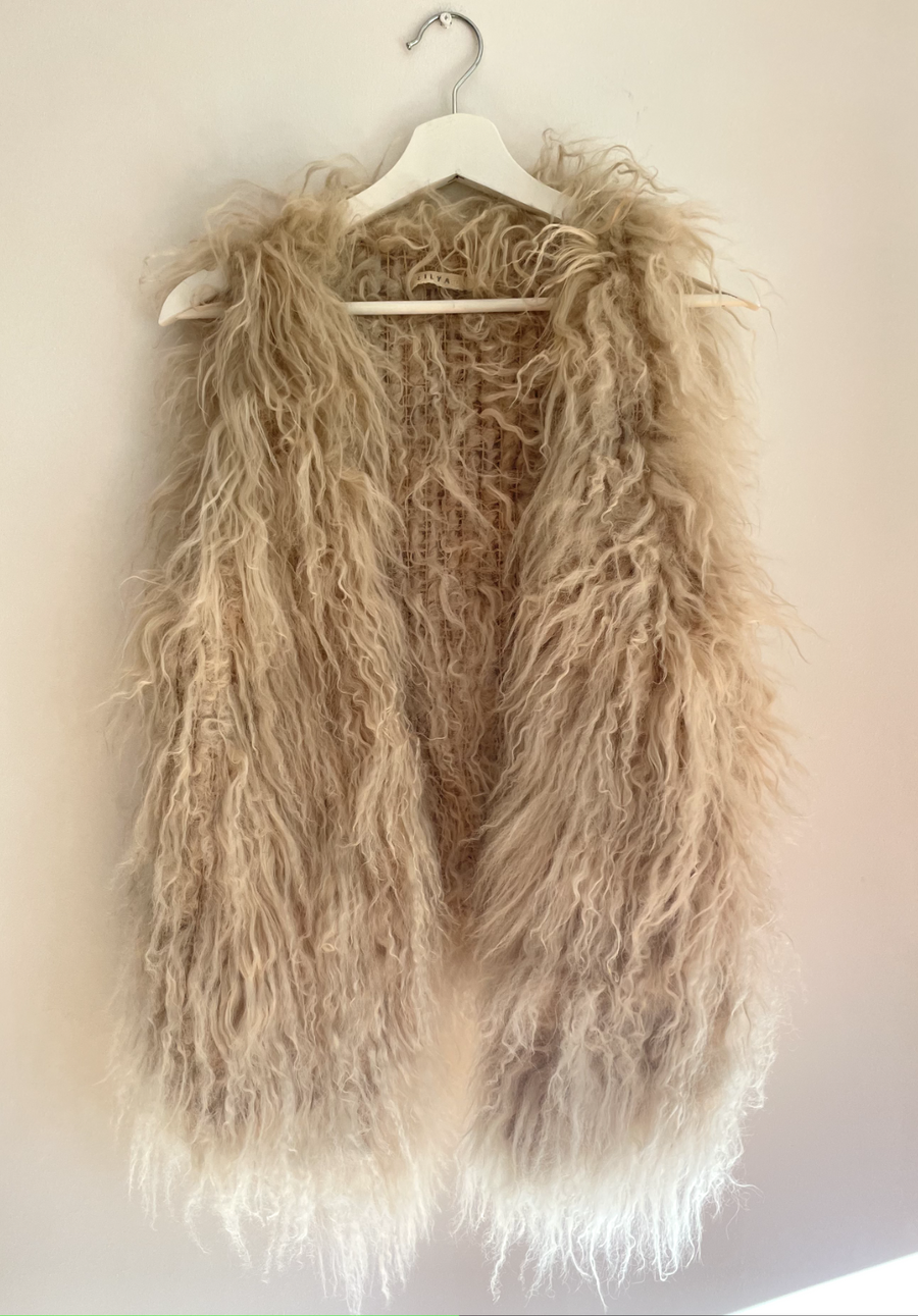 Lilya 100% Mongolian Fur Vest S Cream new with tags