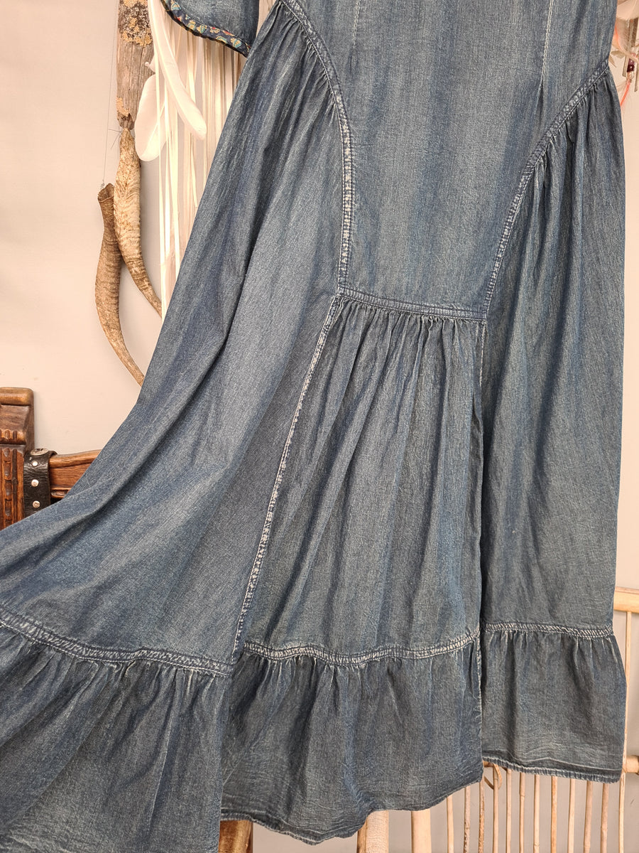 Vintage style blue denim Prairie Dress, small (6-8), ruffle hem, 100% cotton - Devils the Angel