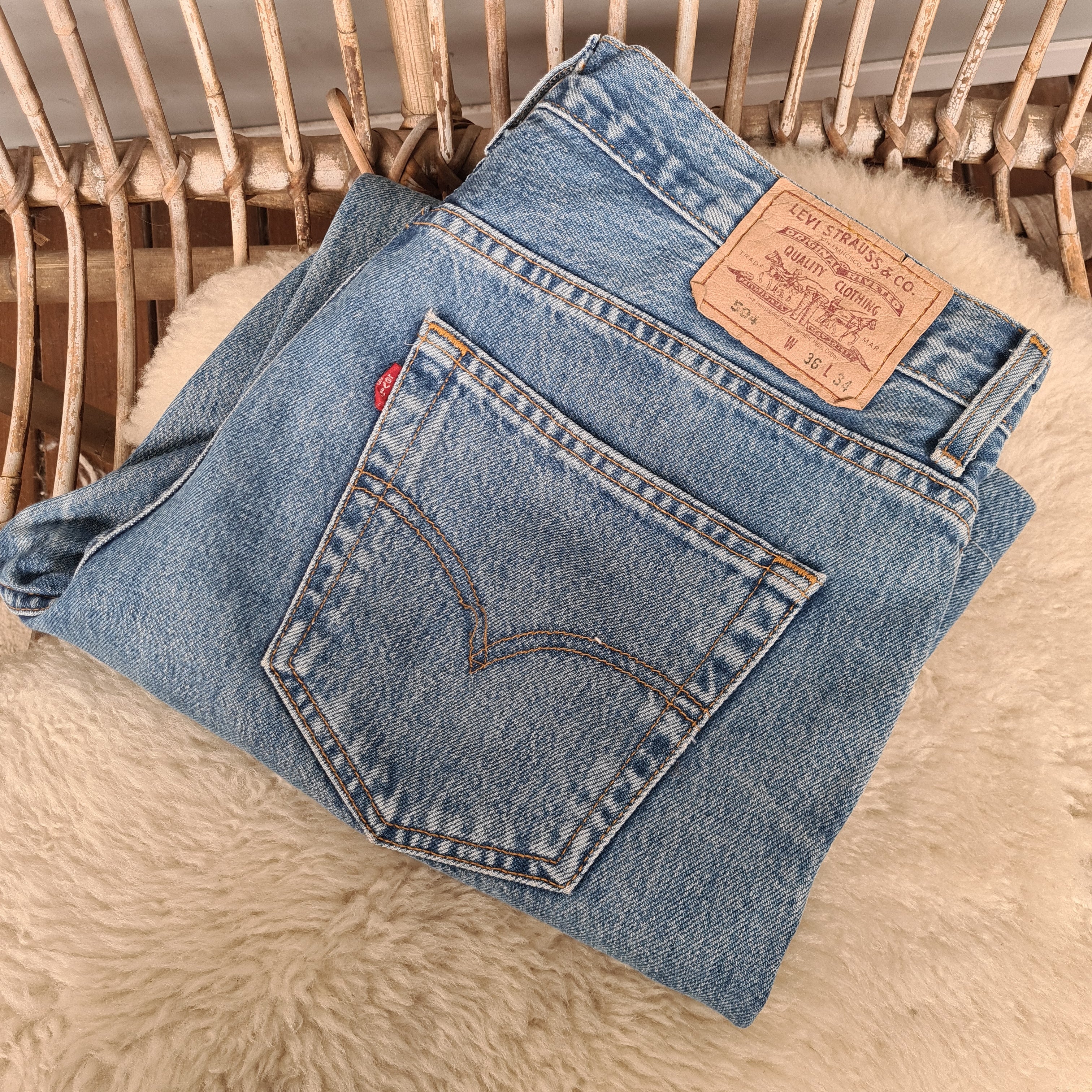 Vintage Levis jeans 504 size 36/34 - Devils the Angel
