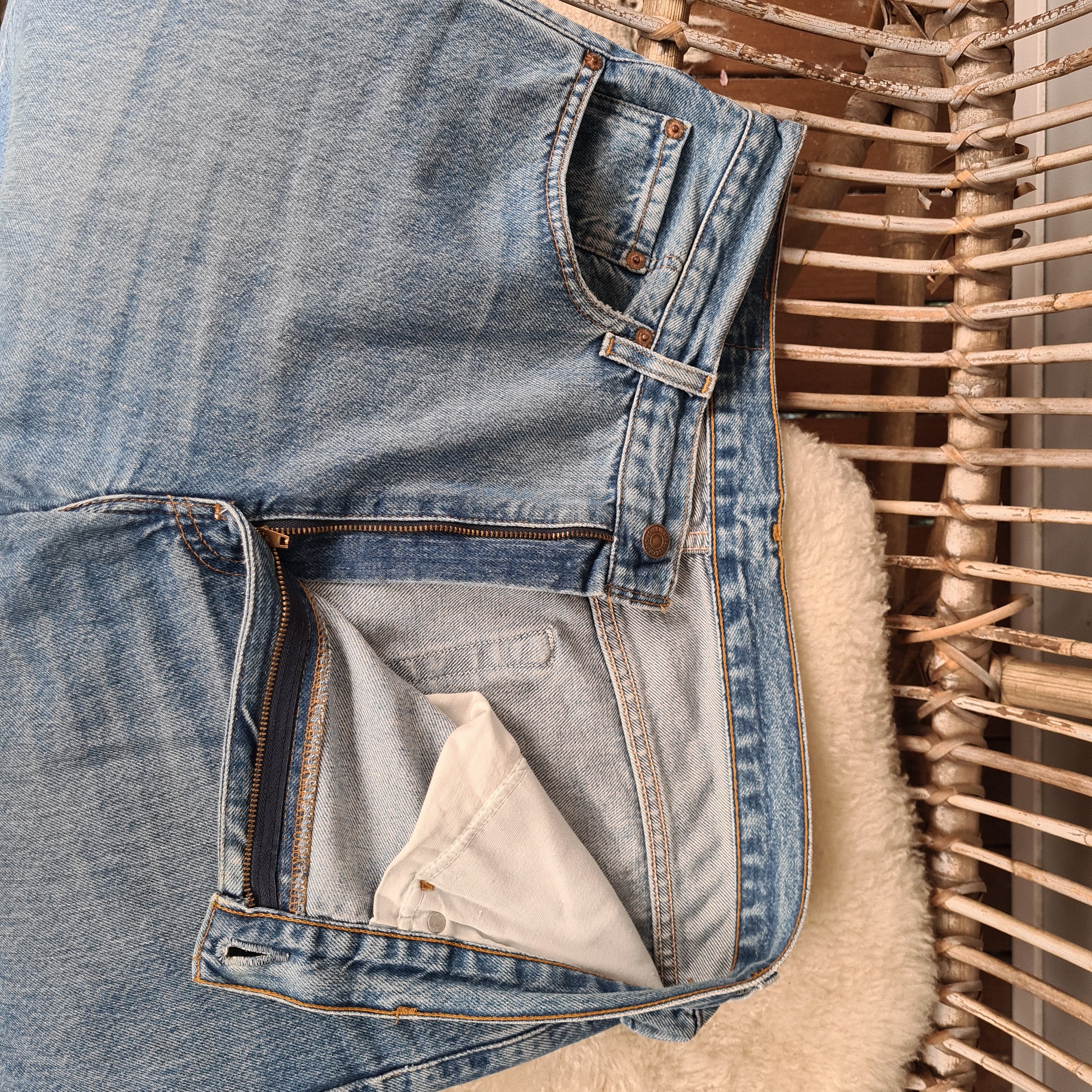 Vintage Levis jeans 504 size 36/34 - Devils the Angel