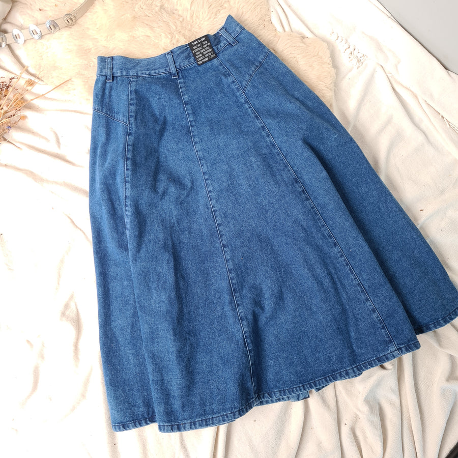 Vintage Casucci Jeans Denim Midi Skirt Fit Size 10 - Devils the Angel